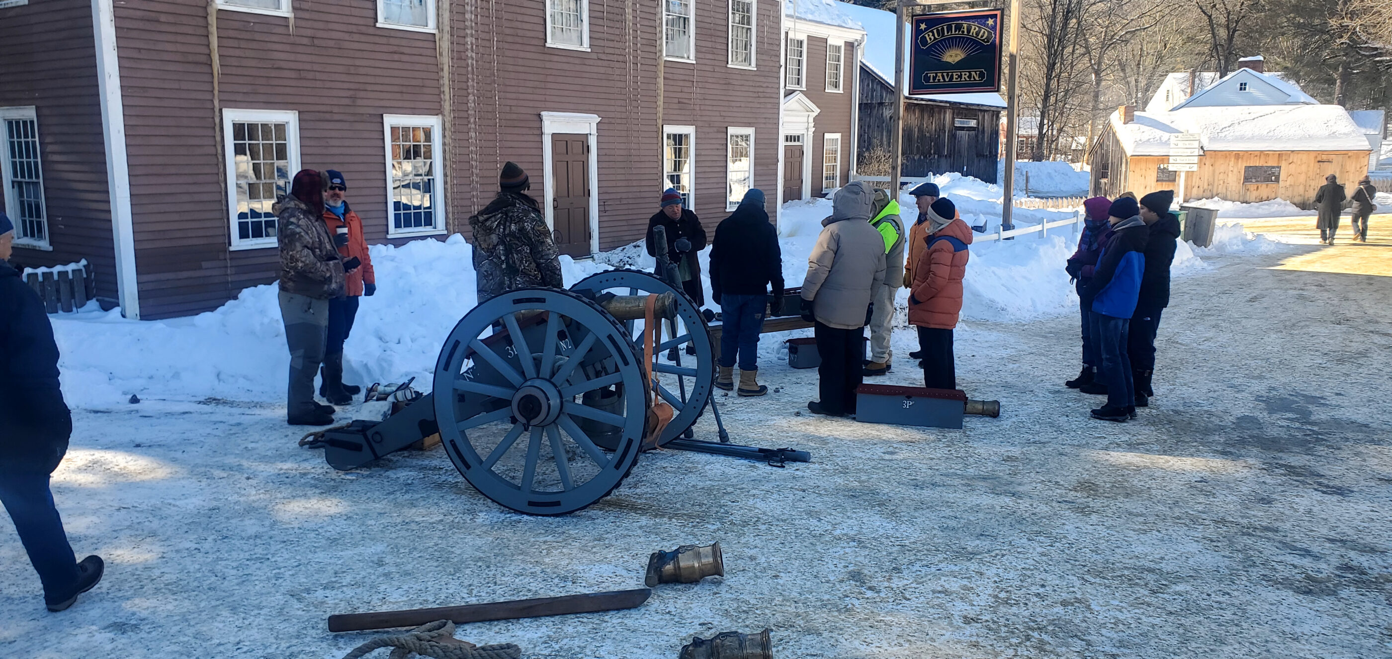Cannon talk at the Tavern